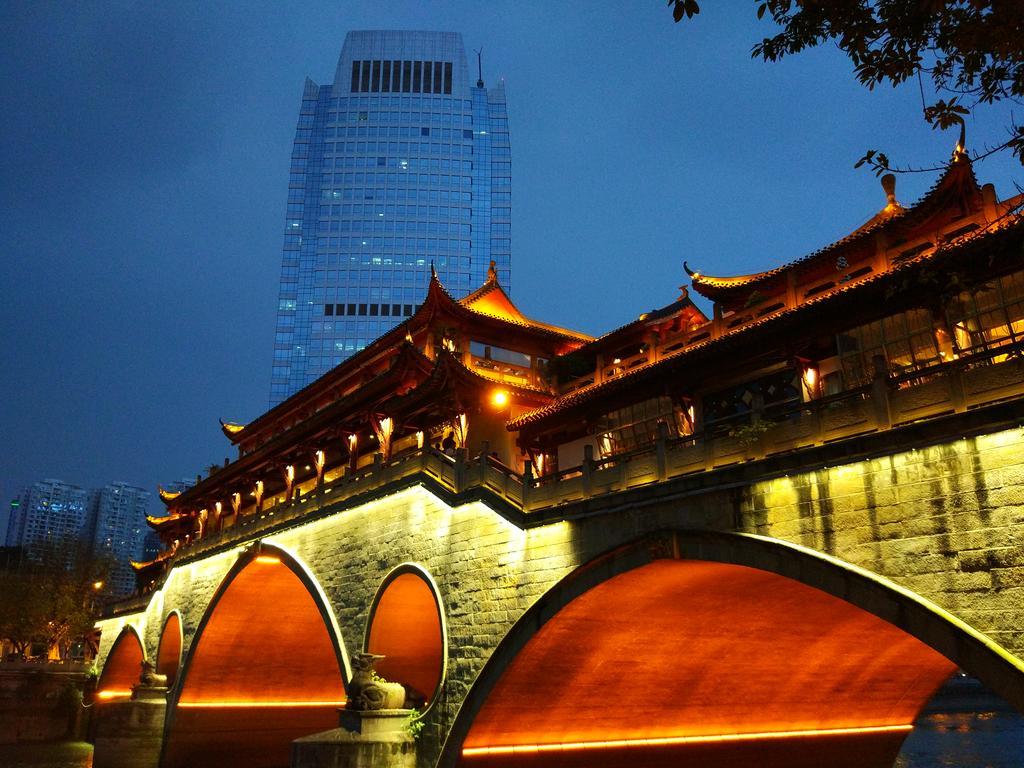 Chengdu Rising Butterfly Hotel Екстер'єр фото