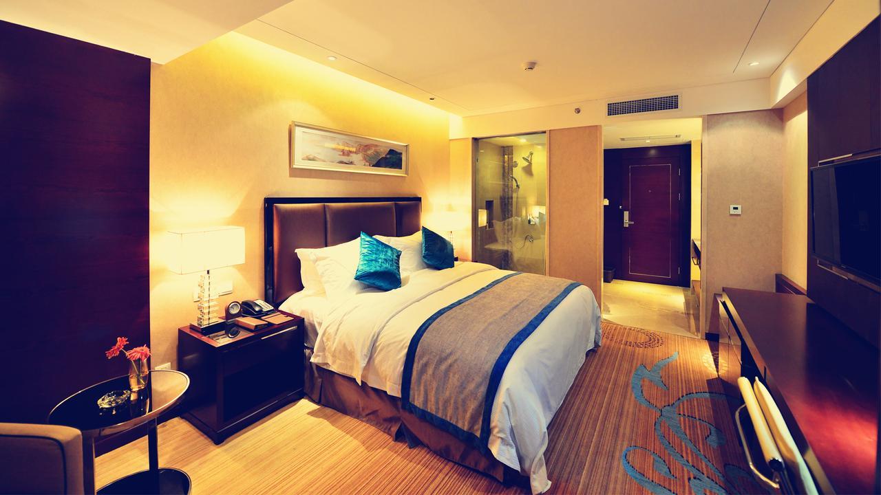 Chengdu Rising Butterfly Hotel Екстер'єр фото